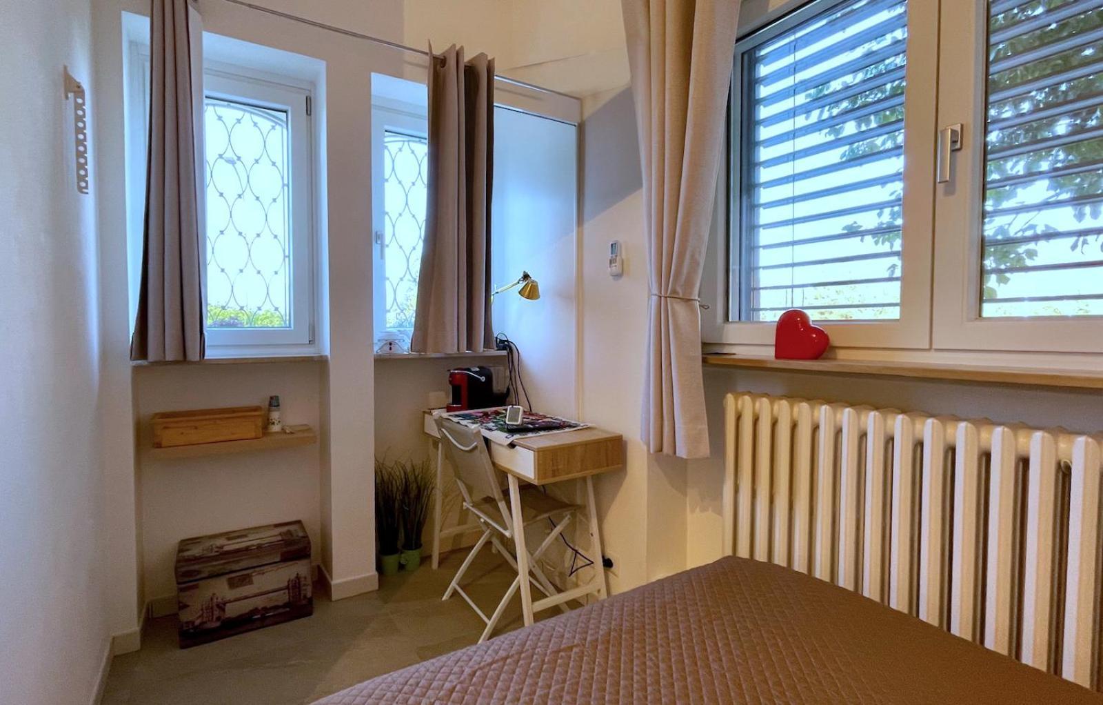 Domus 190 Rooms Βαρέζε Εξωτερικό φωτογραφία