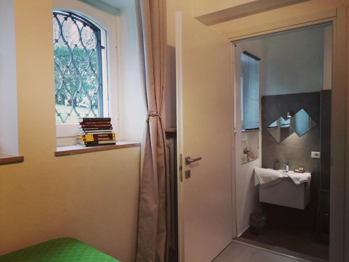 Domus 190 Rooms Βαρέζε Εξωτερικό φωτογραφία